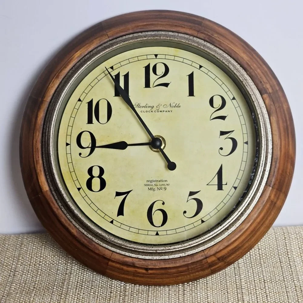 Round Wall Clock 10